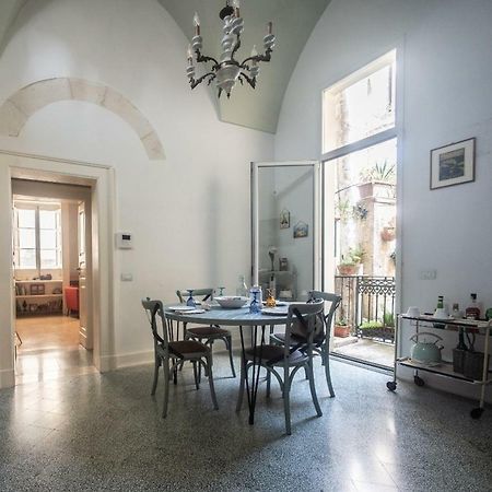 La Cartapesta Villa Lecce Luaran gambar