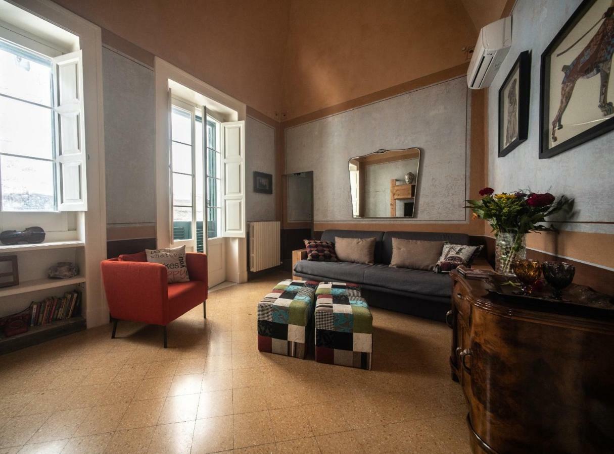 La Cartapesta Villa Lecce Luaran gambar